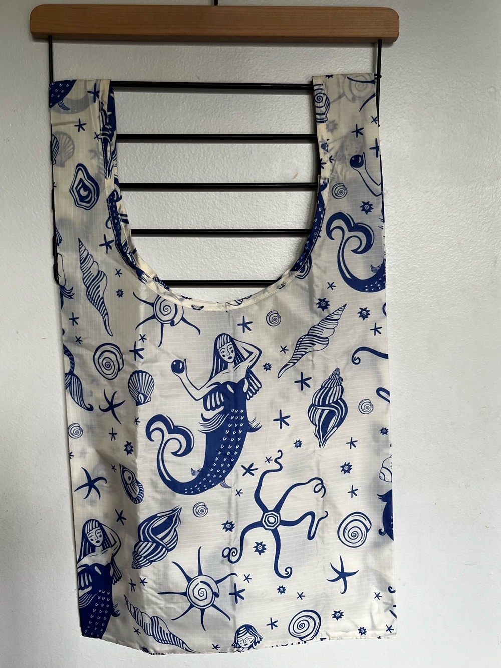 Baggu Mermaids Standard Reusable - Small Discoloration